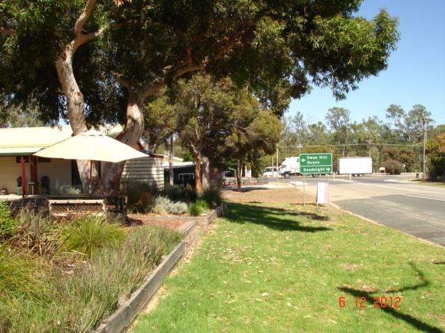 Tooleybuc Country Roads Motor Inn Extérieur photo